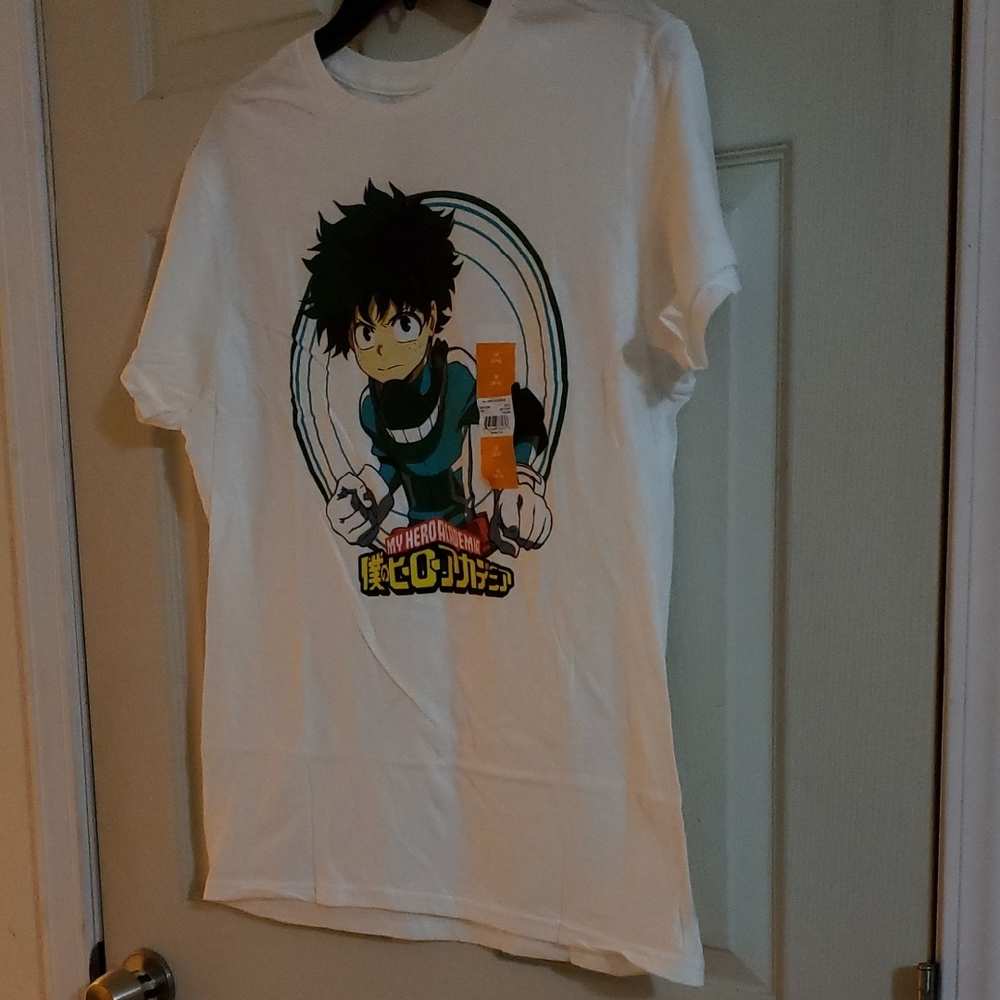 White Graphic T-Shirt Anime Character Size 38-40 M MUST BUNDLE 2+ @ $5 EACH